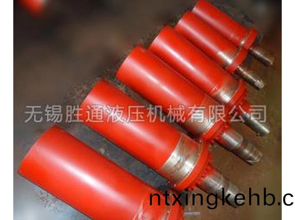 鏇(xuan)壓(ya)機液(ye)壓缸(gang)